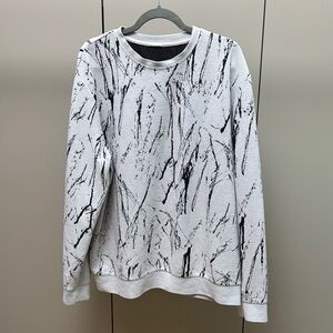 H&M Black and White Crew Neck Sweater